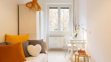 Comfort Apartment | 2 bedrooms, individually furnished, desk, laptop workspace