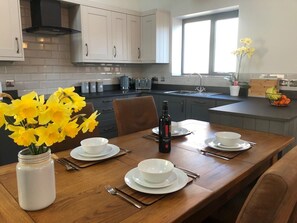 Dining - Luxury Secluded Barn With Private Hot Tub (Denbigh)