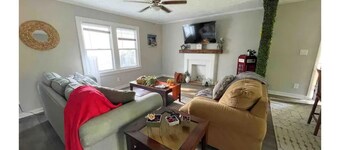 Renovated 2-bedroom home near Columbus Library