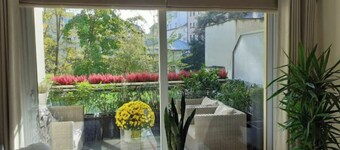 Very nice apartment downtown, Parc Olympe de Gouges ( with garage)