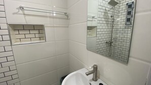 Unclassified image, 2 of 67, button - C7 Hazelwood Residence & Suites (Abuja)