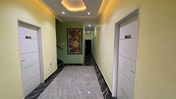 Khu sảnh