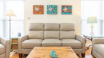 House, Multiple Beds, Balcony, Garden View | Living area | 40-inch TV with digital channels, table tennis