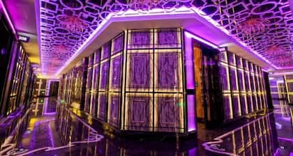 Justin Hotel