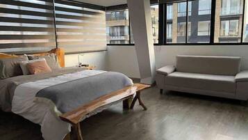 2 bedrooms, WiFi, bed sheets