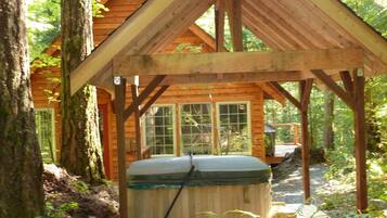 Bañera de hidromasaje exterior