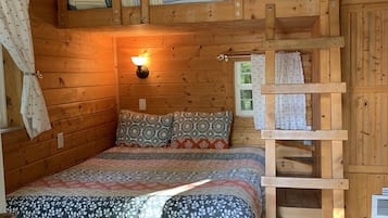 Iron/ironing board, bed sheets