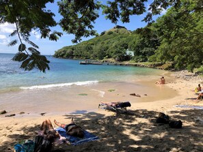 Liegestühle, Strandtücher