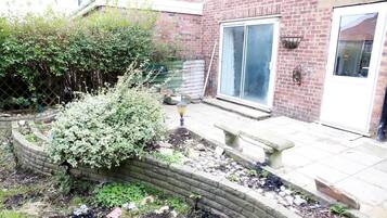 House | Property grounds