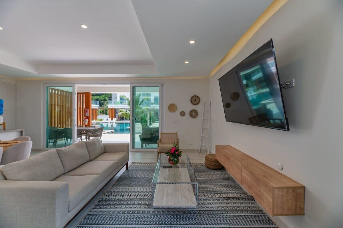 TV, offices