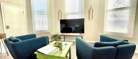 Smart-TV, Kamin