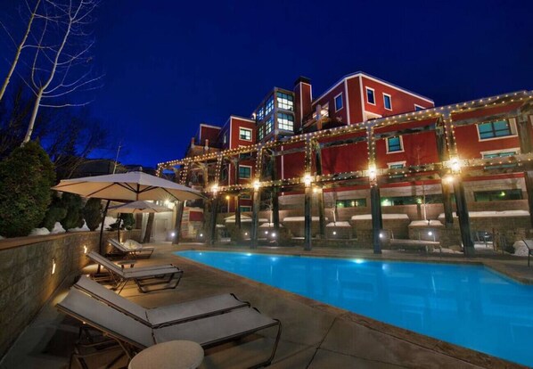 Pool