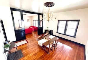Interior - Vibey home a few blocks from downtown Hannibal (Hannibal)