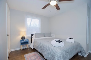 3 bedrooms, iron/ironing board, free WiFi, bed sheets