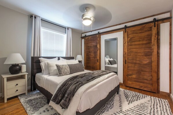 3 habitaciones, tabla de planchar con plancha y wifi gratis