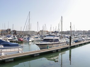 Marina/club náutico
