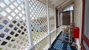 Unclassified image, 4 of 37, button - Charming Home 2 Min Drive to Beach + Outdoor Space/Covered Patio (Galveston)