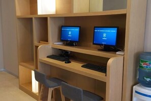 Business centre - Hi Inn (Shanghai Hongqiao Railway Station) (Shanghai)