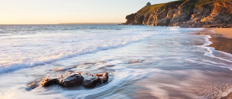 Una playa cerca