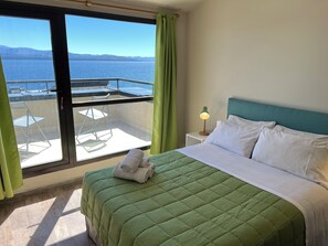 Dúplex superior, vistas al lago