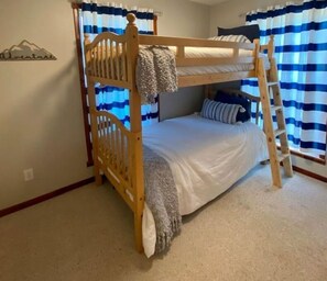 3 bedrooms, WiFi