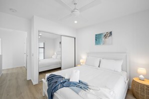3 habitaciones, escritorio, tabla de planchar con plancha y wifi gratis 
