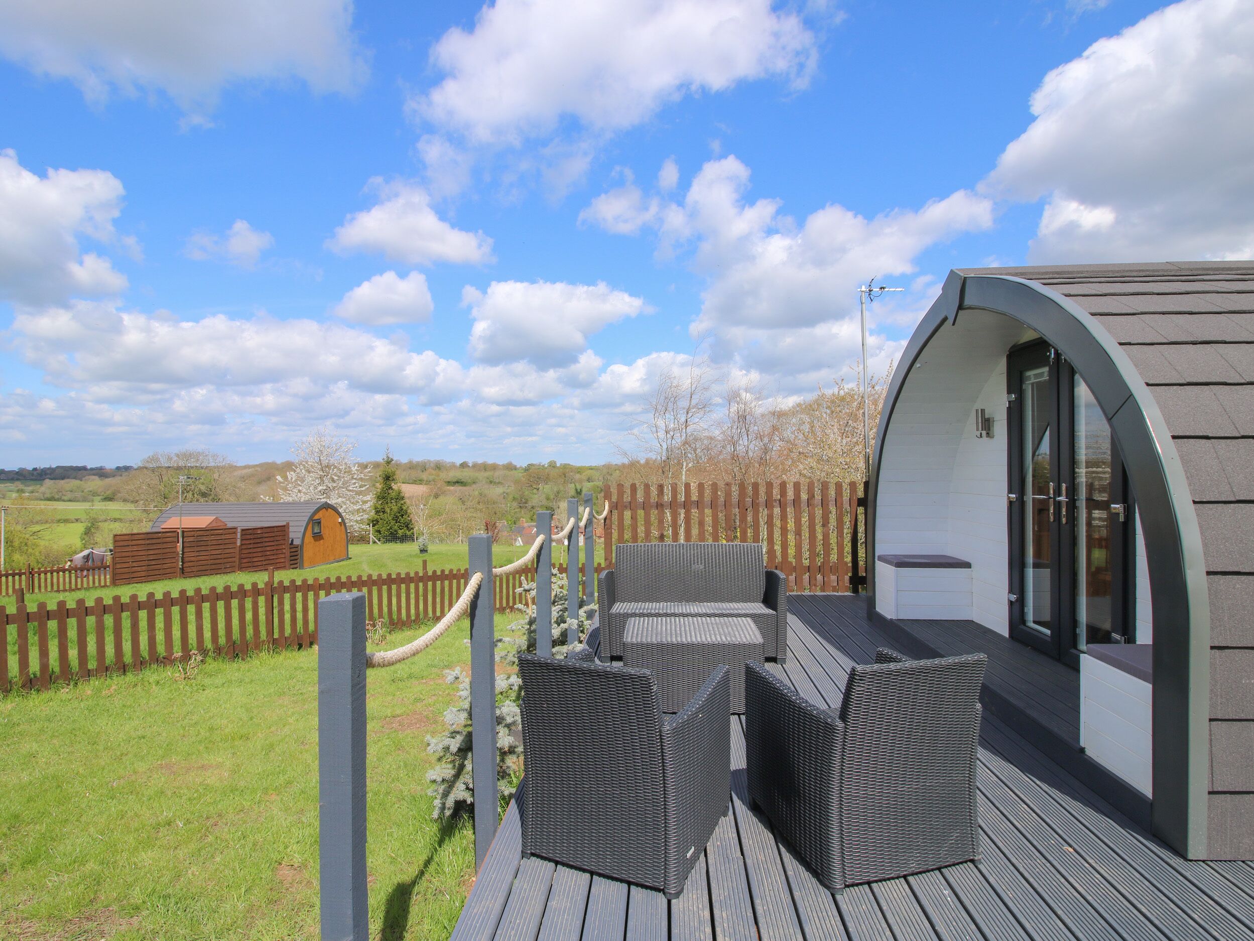 Cottage | Property grounds