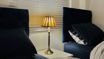 Apartemen, Beberapa Tempat Tidur | 2 kamar tidur, kedap suara, Wi-Fi gratis, dan seprai linen