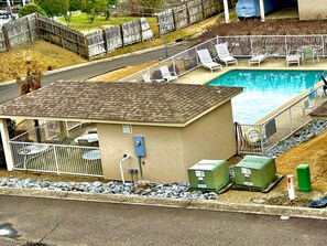 Outdoor pool - Next to horse races! On lake Hamilton (Lake Hamilton)