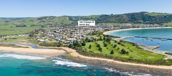 Alpha Centauri - Harbour and golf course location