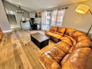 スマートテレビ、暖炉