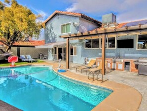 Outdoor pool, a heated pool