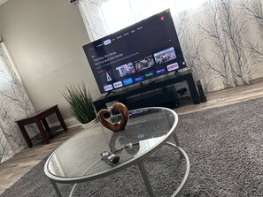 Interior - A restful getaway home -- 5 mins away from Notre Dame (South Bend)