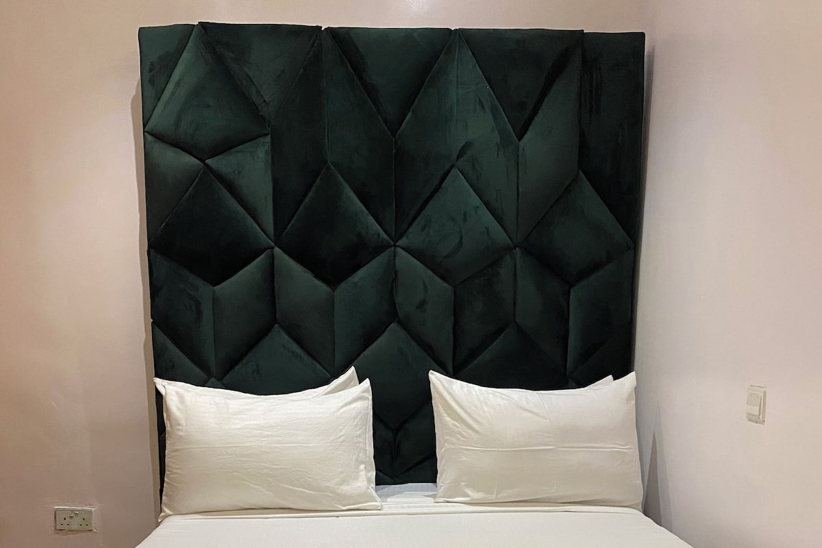 Standard Single Room | 1 bedroom, individually decorated, individually furnished, desk