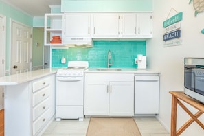 Private kitchen - Beach Racquet A313 by Tybee Vacation Rentals (Tybee Island)
