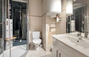 Douche, sèche-cheveux