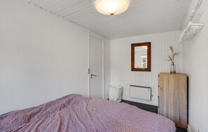 2 bedrooms, free WiFi