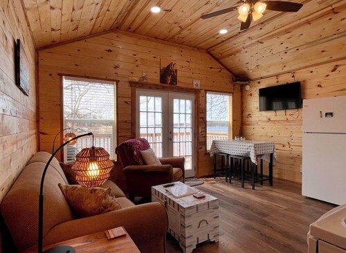 Lakefront Cabin just steps away from the water. "Fox Cabin"