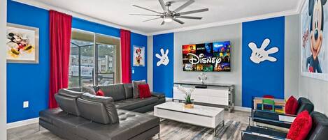 Smart-TV, Videospiele, Tischfußball