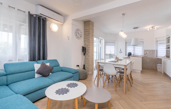 تلفزيون ذكي