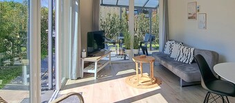 2 bedroom stunning home in Heinkenszand