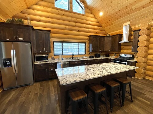 Lake Shore Lodge @ Spring Brook Resort