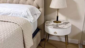 4 bedrooms, iron/ironing board, travel crib, free WiFi