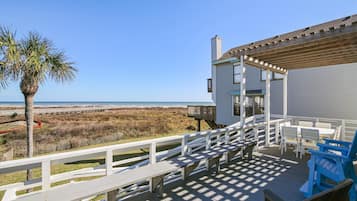 House (4 Bedrooms) | Front of property