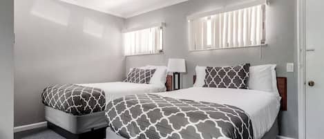 Internet, bed sheets