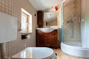 Douche, serviettes fournies