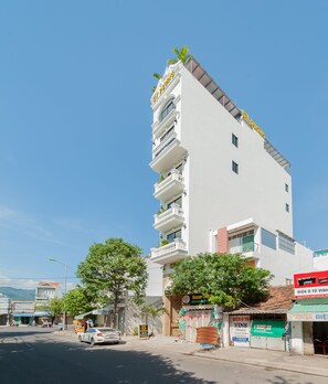 Front of property - Uy Dương Hotel & Apartment - Nha Trang (Nha Trang)