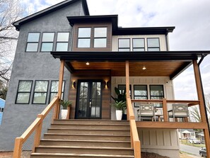 Exterior - Camilla Haus - High End Luxury Modern Home (Atlanta)