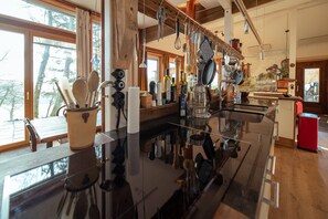 Køleskab, ovn, kogeplade, opvaskemaskine