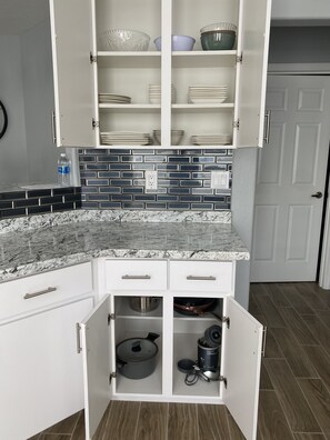 Interior - Beautiful & Modern House , 3 bedrooms , 2 bathroom (Zephyrhills)